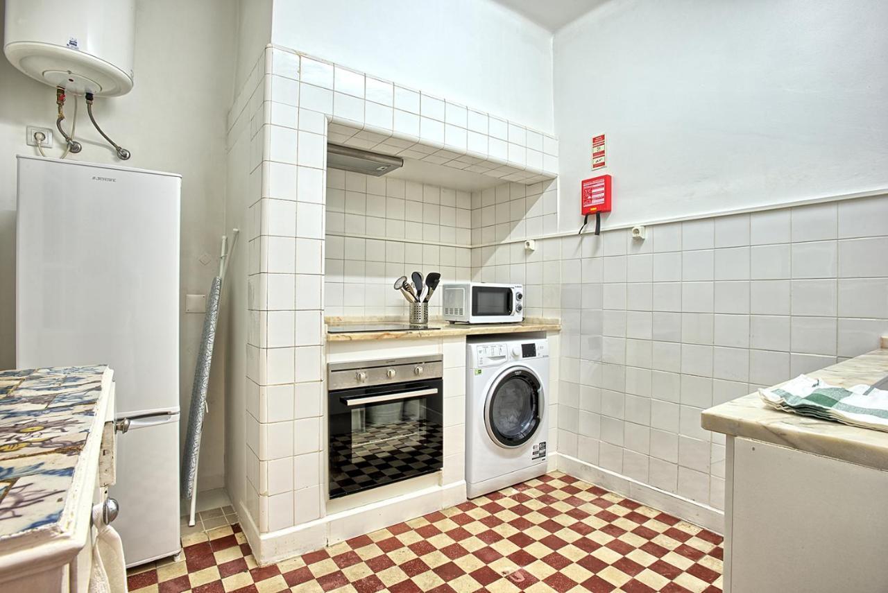 Portas Da Se Apartments Lisboa Екстериор снимка