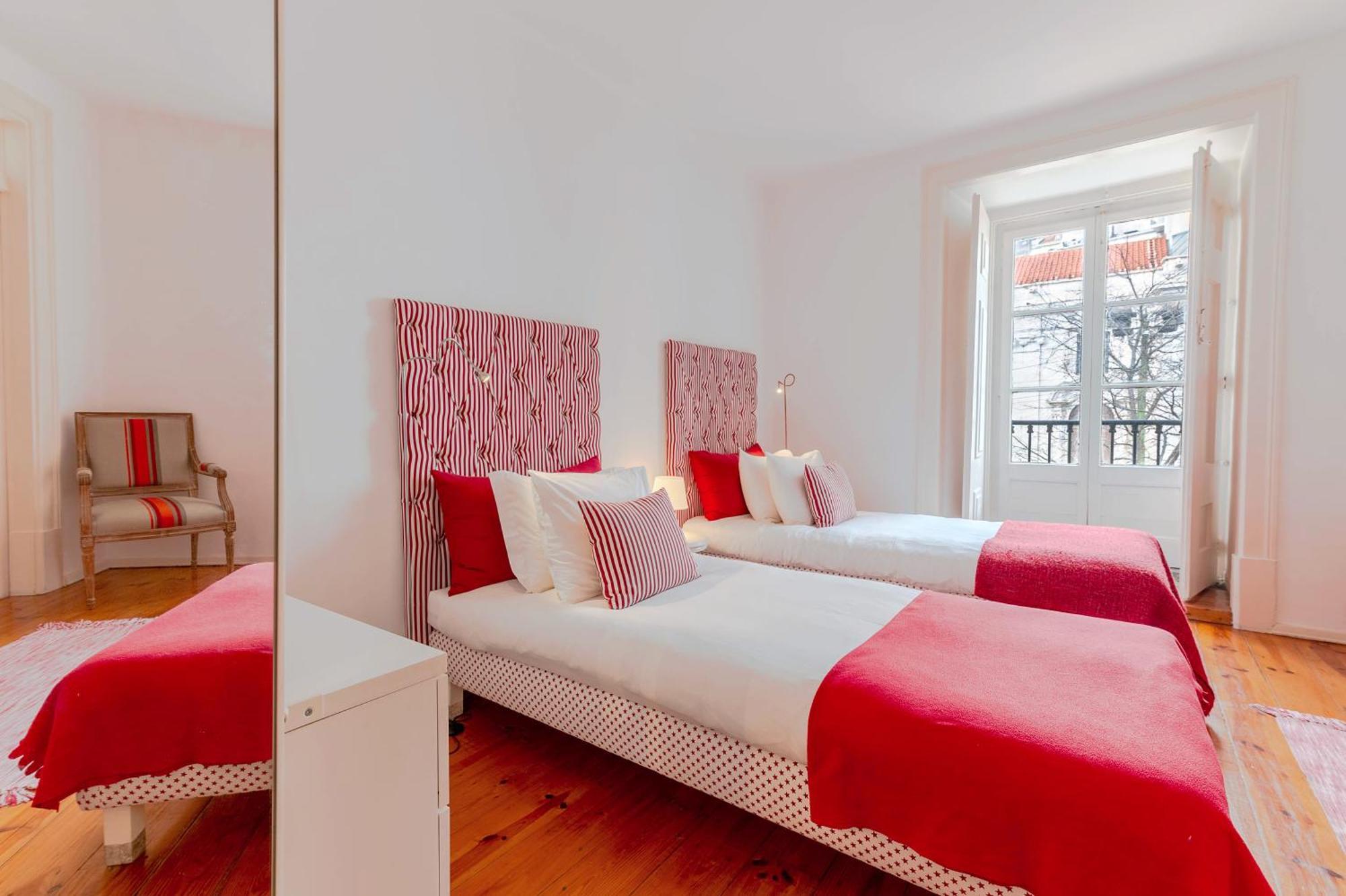 Portas Da Se Apartments Lisboa Стая снимка