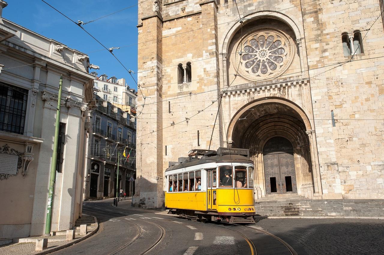 Portas Da Se Apartments Lisboa Екстериор снимка